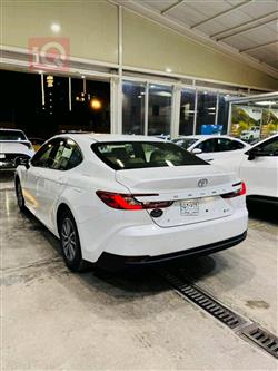 تۆیۆتا کامری